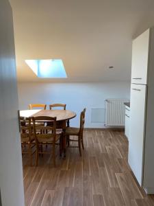Φωτογραφία από το άλμπουμ του Appartement σε Yssingeaux