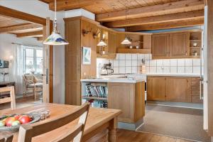 Køkken eller tekøkken på 70500-Ulfborg-Fuglevaenget-8-A