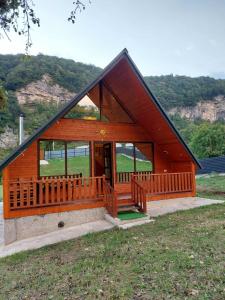 Foto dalla galleria di Kinchkha cottage Fshuqebi - კინჩხის კოტეჯი ფშუქები a Kinchkha-Perdi
