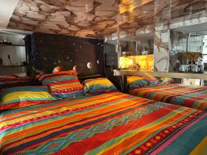 Posteľ alebo postele v izbe v ubytovaní Magnifique studio au coeur du Marais