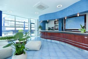 Μια τηλεόραση ή/και κέντρο ψυχαγωγίας στο Damavi hotel