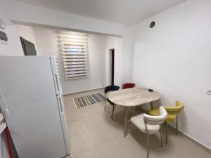 Η κουζίνα ή μικρή κουζίνα στο Modern Studio in Quiet Bodrum Lane +5 φωτογραφίες