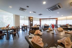 Restaurace v ubytování Hotel Sentral Riverview Melaka