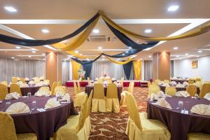 En restaurant eller et spisested på Hotel Sentral Riverview Melaka