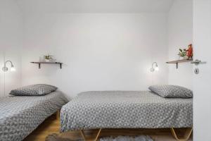 En eller flere senge i et værelse på 70837-Ulfborg-Skolegade-15-Lejl-4