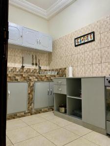 Nhà bếp/bếp nhỏ tại Résidences Lysette 2