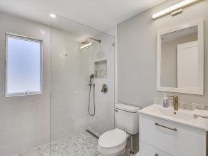 Φωτογραφία από το άλμπουμ του Beach House with Rooftop Deck by Leavetown Vacations σε Bethany Beach +32 φωτογραφίες