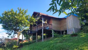 Φωτογραφία από το άλμπουμ του Glamping La Sucursal del Cielo σε Támesis