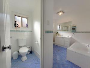 Φωτογραφία από το άλμπουμ του Blue Seas σε Culburra Beach