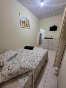 Ένα ή περισσότερα κρεβάτια σε δωμάτιο στο Comfortable apartment next to HCPA