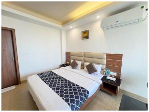 Φωτογραφία από το άλμπουμ του Hotel Palace Golden R-Rivera with Cafe & Swimming Pool σε Puri