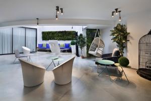 Posezení v ubytování Ultra Tel Aviv Boutique Hotel