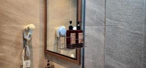 Φωτογραφία από το άλμπουμ του Apartemen harbour bay σε Tanjunguma