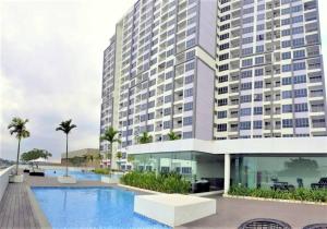 Φωτογραφία από το άλμπουμ του Apartemen harbour bay σε Tanjunguma +1 φωτογραφίες