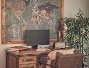 TV a/nebo společenská místnost v ubytování Familienfreundliche Wohnung zwischen Köln & Aachen + 25 fotografií