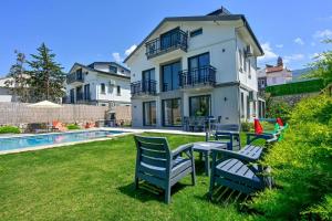 Hồ bơi trong/gần Karya Luxury - Holiday Villa with Private Pool for 6 People in Hisarönü