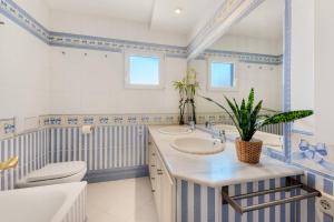 Fotografie z fotogalerie ubytování Sky Heaven Nogalera - 2 spacious BR - Heart of Torremolinos v destinaci Torremolinos + 10 fotografií