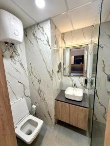 Un baño de Studio Apartment