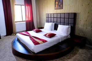 アンマンにあるALBatteel Hotel Aparatmentのギャラリーの写真