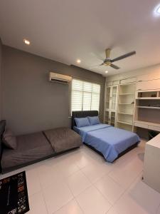 Ένα ή περισσότερα κρεβάτια σε δωμάτιο στο Shamrock By Island Hospitality +12 φωτογραφίες