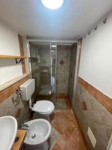 Ένα μπάνιο στο Casa vacanze alloggio a Sud Est