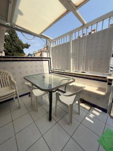 Μπαλκόνι ή βεράντα στο 3 minutes from the sea and the beach