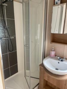 Galeriebild der Unterkunft R14 golden sands in Kinmel Bay