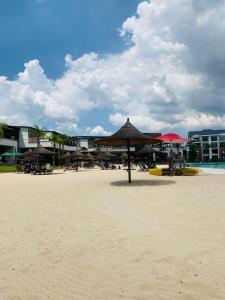 Παραλία σε ή κοντά σε αυτό το διαμέρισμα