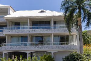 Το κτήριο όπου στεγάζεται  το ξενοδοχείο διαμερισμάτων +8 φωτογραφίες