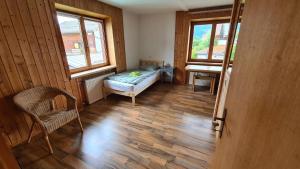 Postel nebo postele na pokoji v ubytování Geräumiges Apartment in Kufstein mit Parkplatz + 13 fotografií