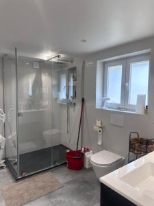 Ένα μπάνιο στο Chez Olivia