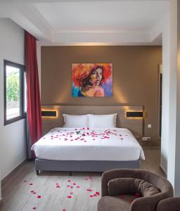 アビジャンにあるAichti Hotelのギャラリーの写真