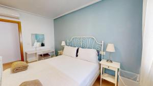 Postel nebo postele na pokoji v ubytování Casa ODonnell - A Murcia Holiday Rentals Property + 19 fotografií