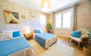Postel nebo postele na pokoji v ubytování Lavish Villa First Floor with Pool & AC - Le Tholonet + 52 fotografií