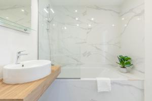 Ένα μπάνιο στο Garajau Sea Side by Atlantic Holiday +25 φωτογραφίες