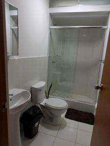 Ένα μπάνιο στο VIP House