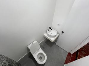 Afbeelding uit fotogalerij van Surfer Grill Accommodation - Pradomar PC Experience in Puerto Colombia +9 foto's