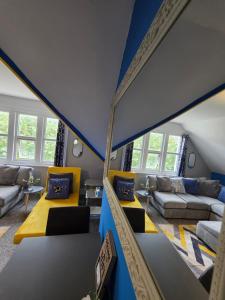 Galeriebild der Unterkunft Sleek & Vibrant - 8ight Havens Folkestone in Folkestone