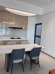 Kuchyň nebo kuchyňský kout v ubytování Best apartments in Dar by A&G
