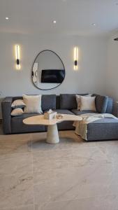 Χώρος καθιστικού στο Charming house 25 mins to Paddington