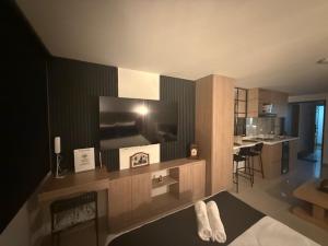 Кухня или мини-кухня в Apto con Jacuzzi Privado y Cama Doble
