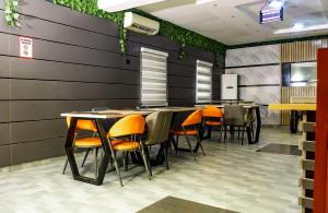 Φωτογραφία από το άλμπουμ του H3 Hotel and Events Centre σε Αμπεκούτα