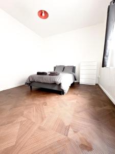 Χώρος καθιστικού στο Le spot 5min du centre ville de Valenciennes , wifi,