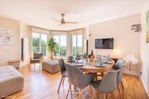 TV a/nebo společenská místnost v ubytování The Little Cook, 8 pers 10 min Disneyland Paris