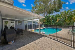 Πισίνα στο ή κοντά στο Heated Pool, 10min from Beach, Lux 3Br 2Ba, Coco Cabana