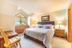 Postel nebo postele na pokoji v ubytování Gateway 5098 by Summit County Mountain Retreats + 31 fotografií