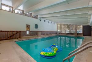 Πισίνα στο ή κοντά στο Key Condo 2942 by Summit County Mountain Retreats