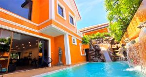 Hồ bơi trong/gần HIDELAND Luxury Pool Villa Pattaya Walking Street 5 Bedrooms +25 ảnh