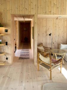 Φωτογραφία από το άλμπουμ του Architect-Designed House Near Orbaden Beach σε Vallsta +32 φωτογραφίες