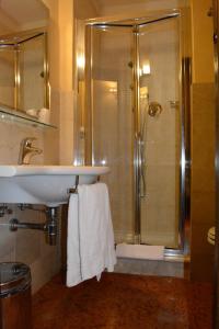 Ett badrum på Villa San Filippo